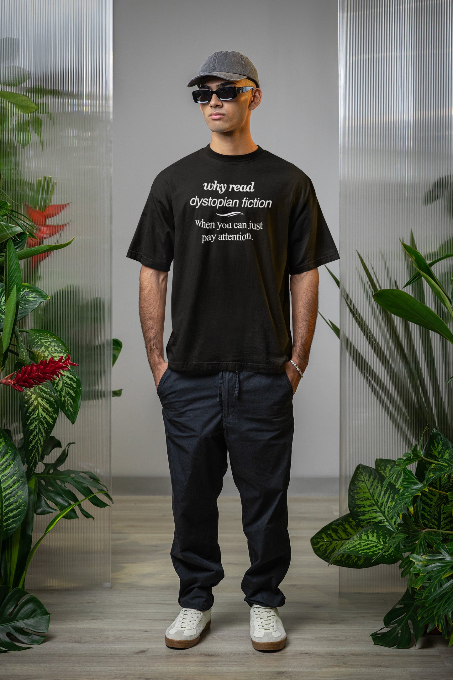 Dystopian Fiction (Black)